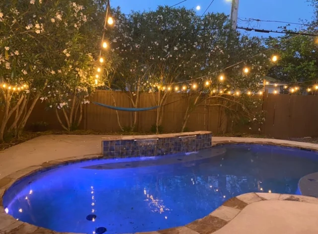 Lakeview lease with gorgeous salt water pool! 
Main floor has three bedrooms, two and 1/2 baths, kitchen, dining room, living room. Top floor has bedroom with en suite bath, plus open den/playroom. #saltwaterpool #lakeview 
Comment HOME for more info.